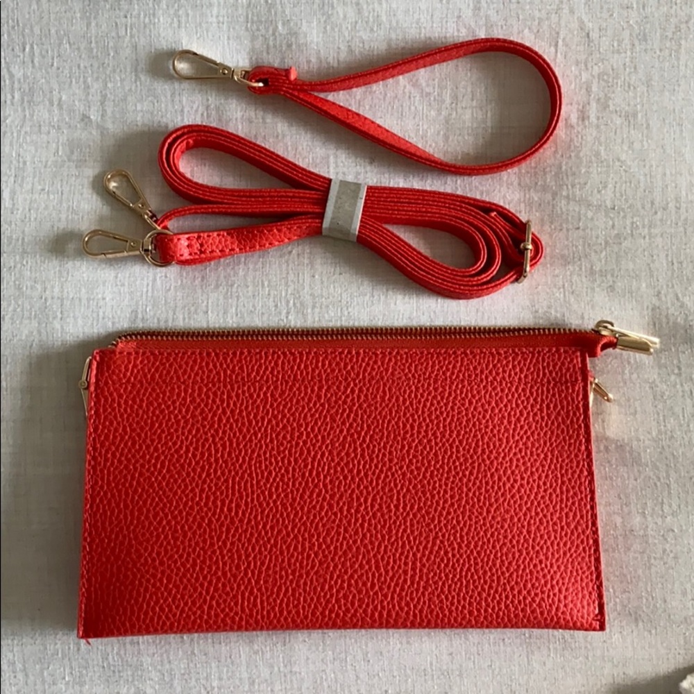Coral Clutch